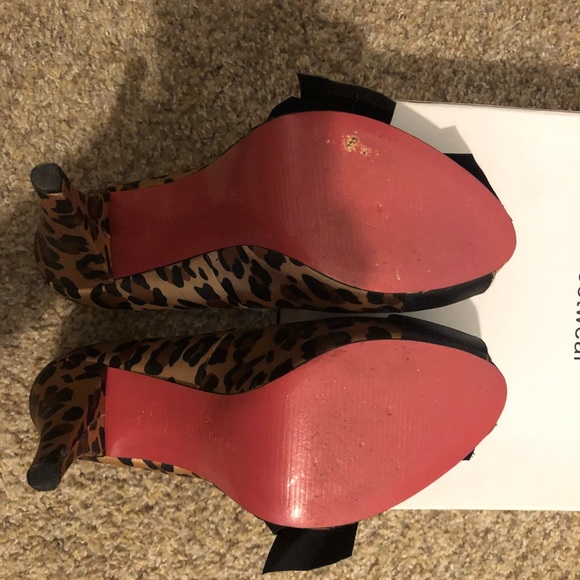 Paris Hilton leopard heels - Picture 3 of 3